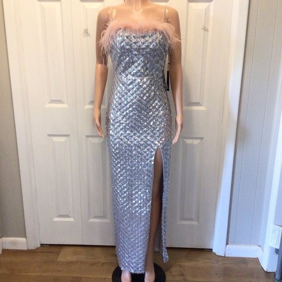 City Triangles Juniors Silver Sequin Feathered Prom Formal Maxi Dress Size 9 - Picture 1 of 8
